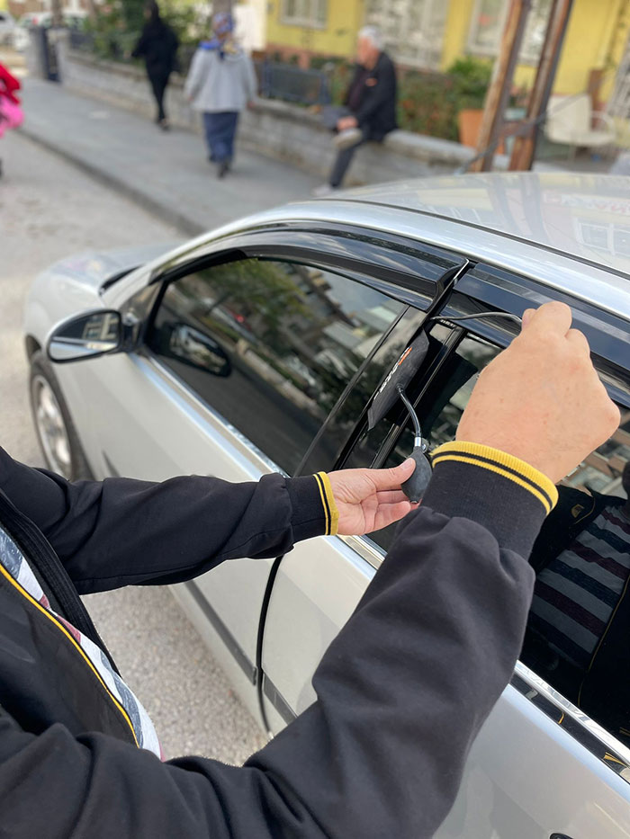 Tavşanlı Oto Kilitçisi